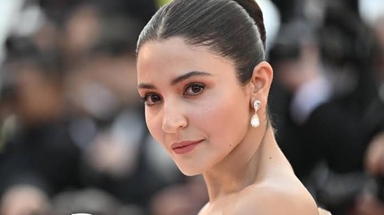 Unlocking Anushka Sharma’s Beauty Secrets: Tips to Radiant Skin and Glamorous Looks