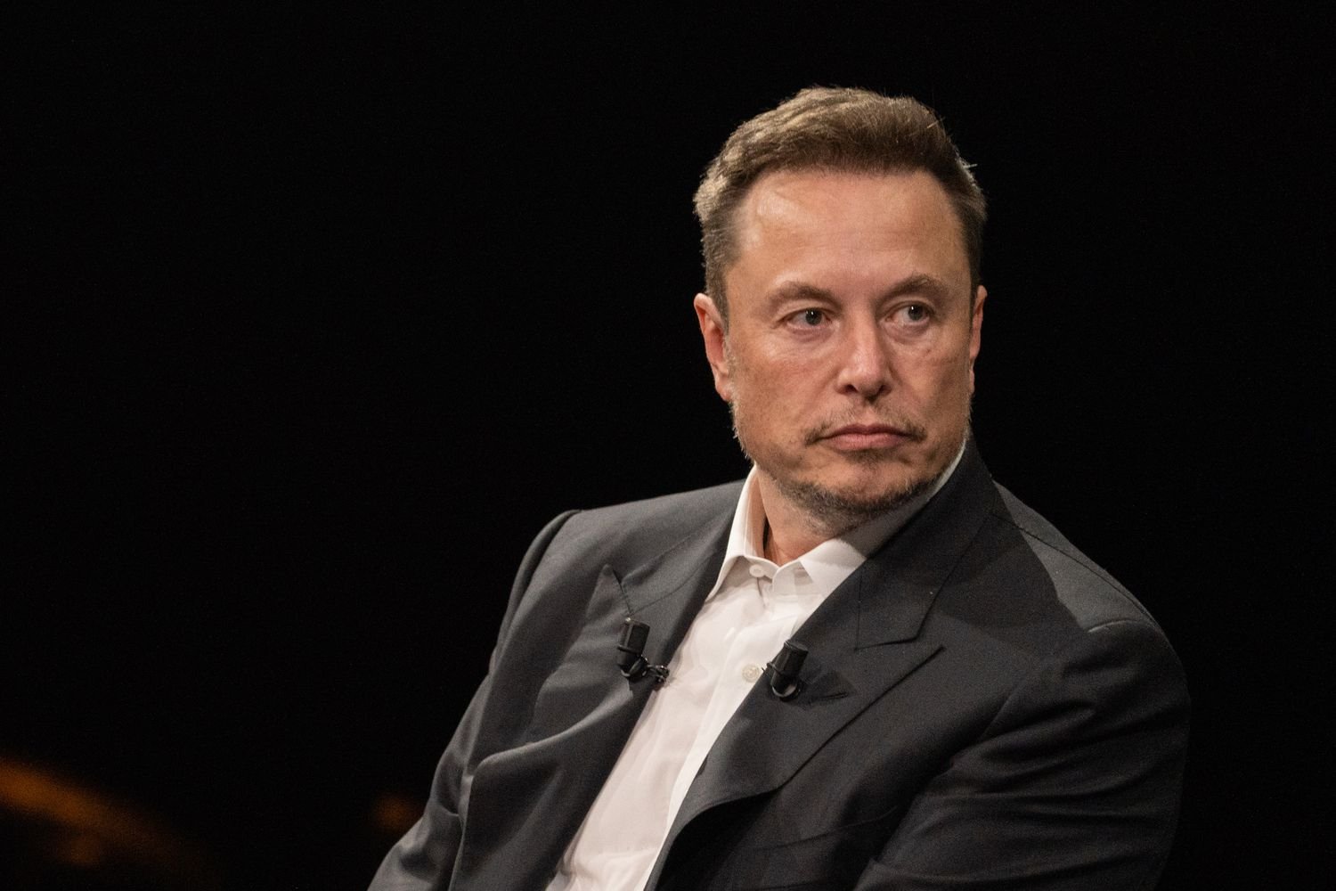 Success Secrets of Elon Musk: A Journey of Innovation and Vision